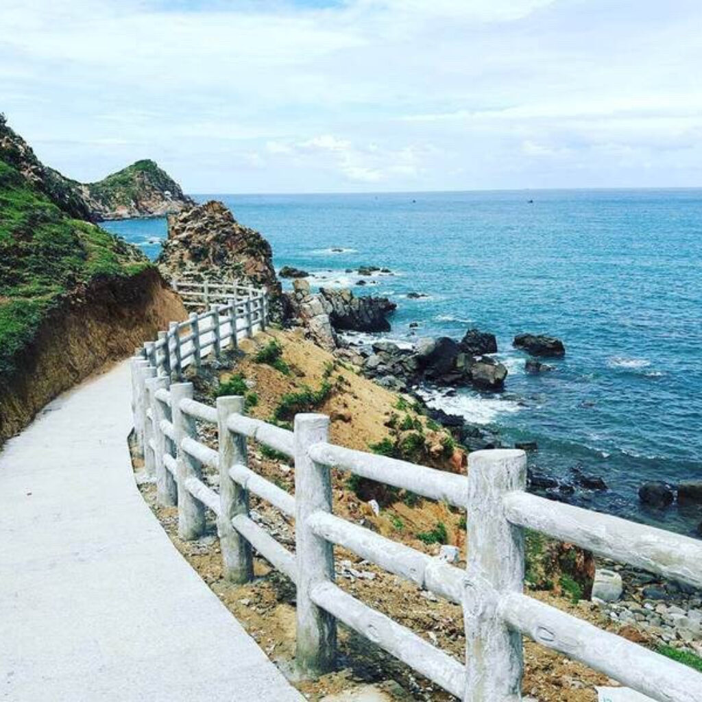 eo-gio-ky-co-qui-nhon Kỳ Co – thiên đường biển nổi tiếng của Bình Định cũ