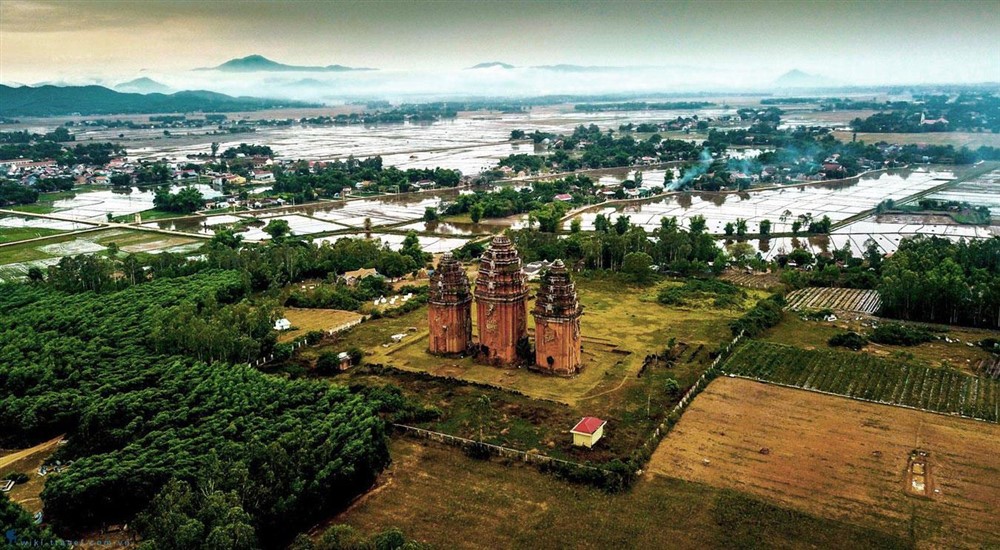 Cụm tháp Chăm cao nhất Đông Nam Á tại Tây Sơn.