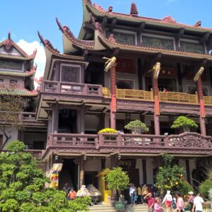 top 10 ngoi chua noi tieng va linh thieng Binh Dinh top 10 ngoi chua noi tieng va linh thieng Binh Dinh