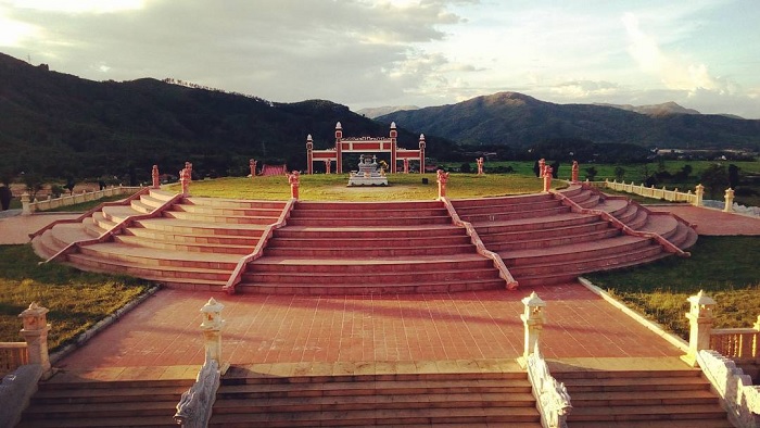 Di tích lịch sử gắn với nghi lễ khởi nghĩa Tây Sơn.