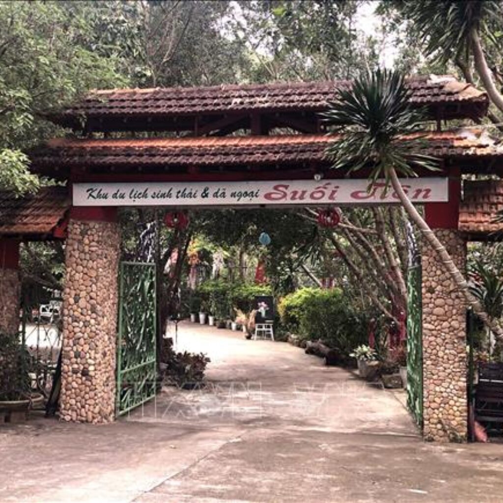 Khu du lịch Suối Tiên Khu du lịch Suối Tiên
